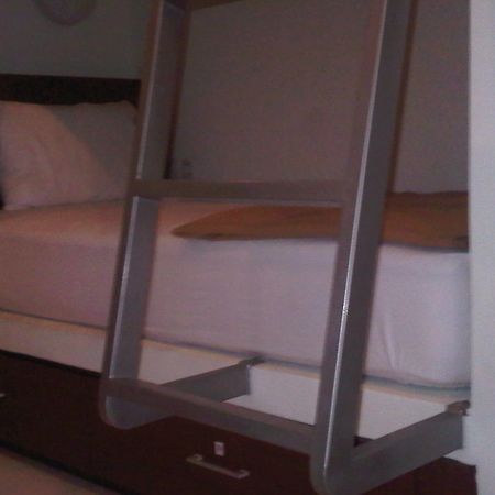 Mirah Hostel Legian Eksteriør bilde