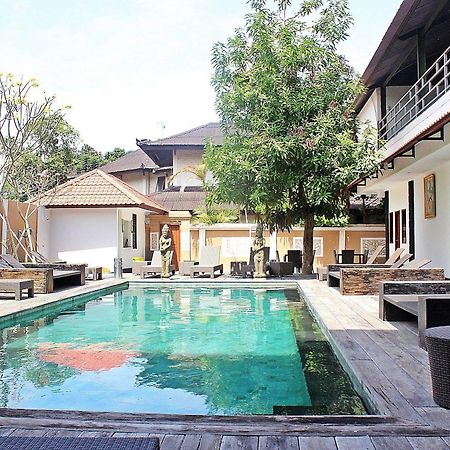 Mirah Hostel Legian Eksteriør bilde