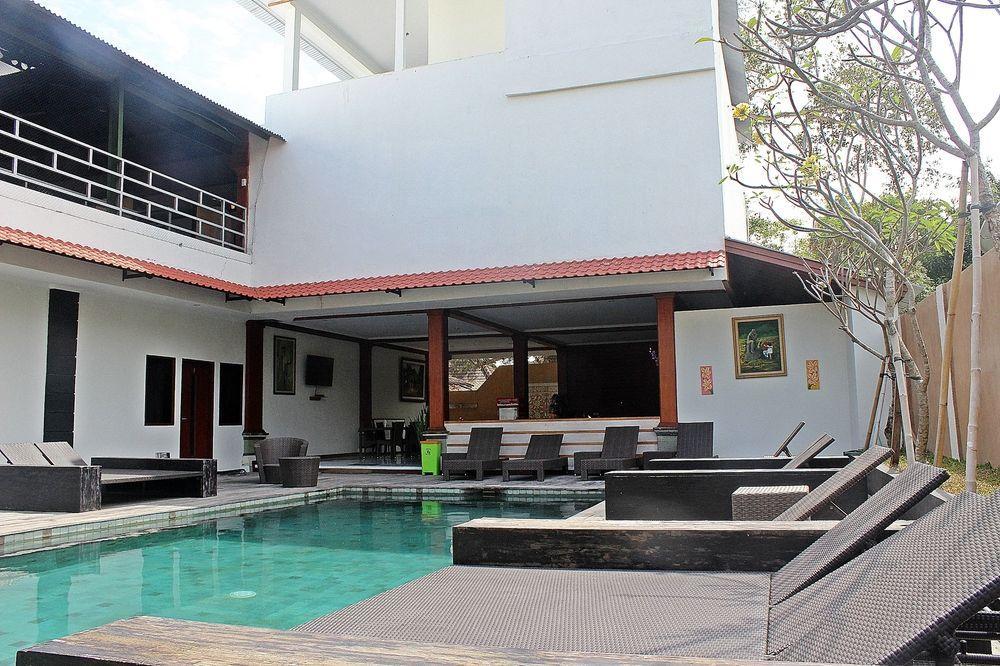 Mirah Hostel Legian Eksteriør bilde