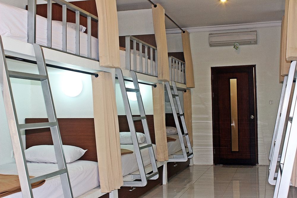 Mirah Hostel Legian Eksteriør bilde