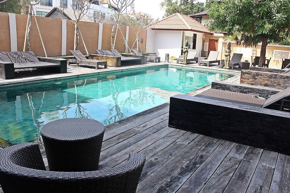 Mirah Hostel Legian Eksteriør bilde