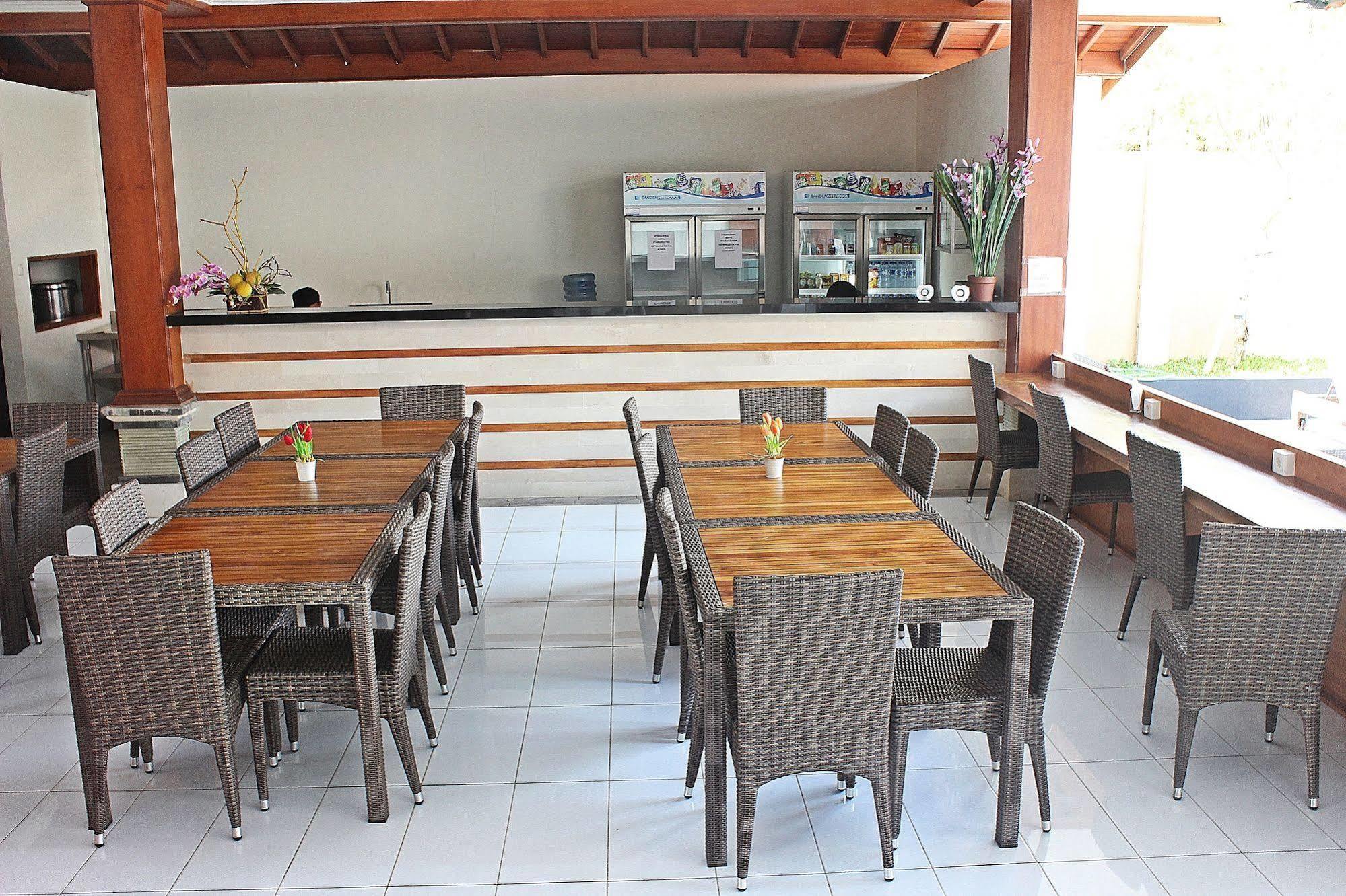 Mirah Hostel Legian Eksteriør bilde
