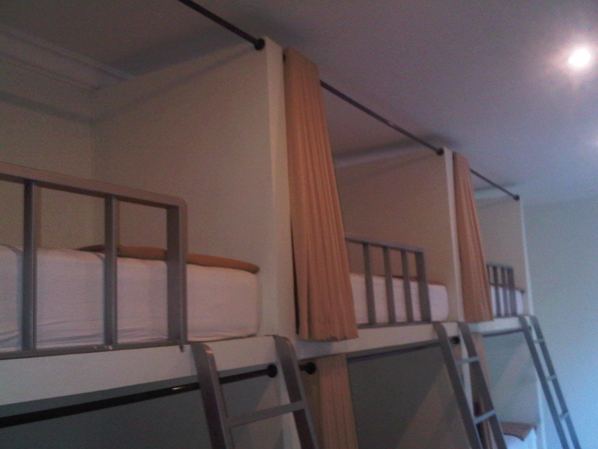 Mirah Hostel Legian Eksteriør bilde