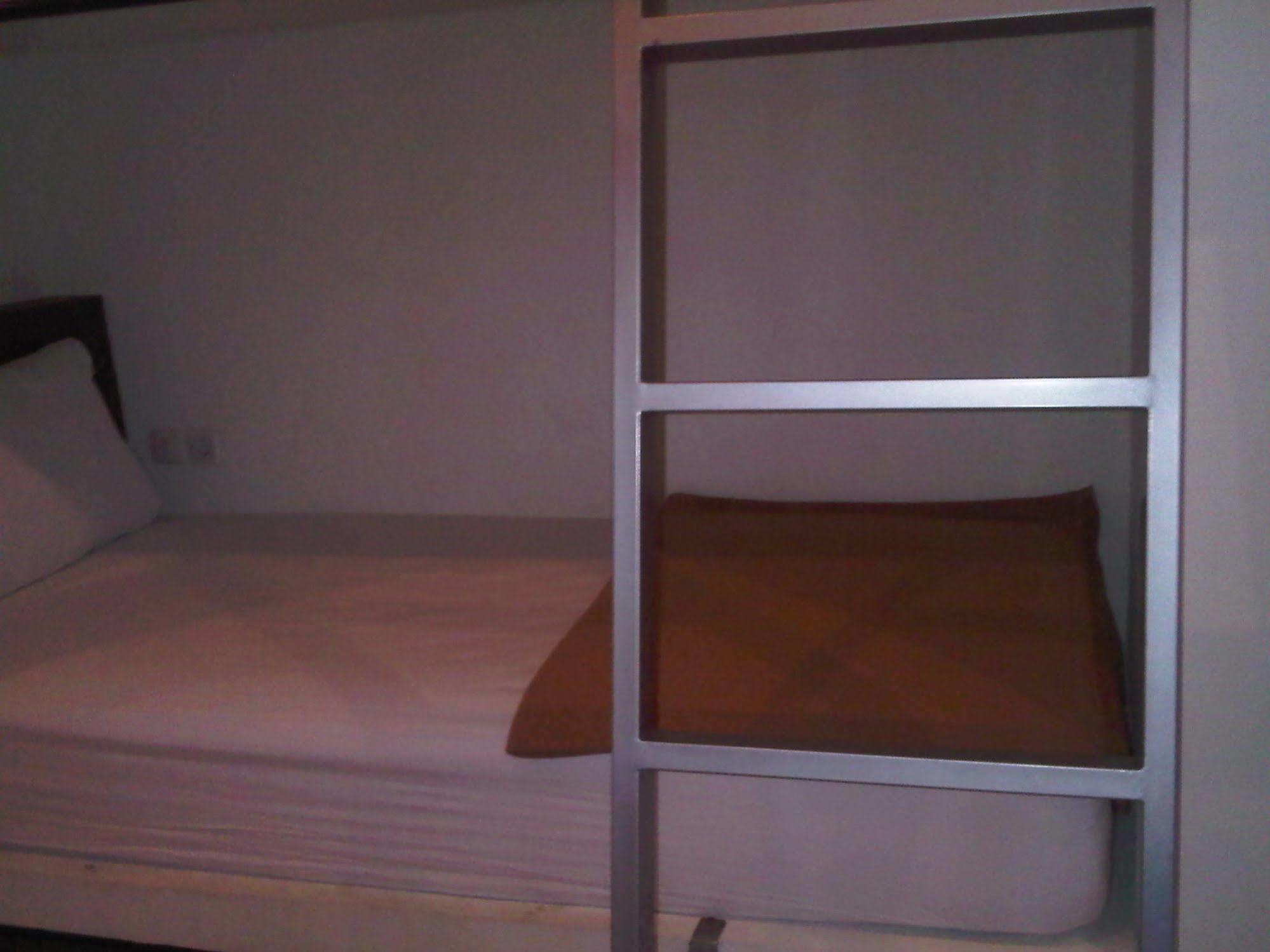 Mirah Hostel Legian Eksteriør bilde